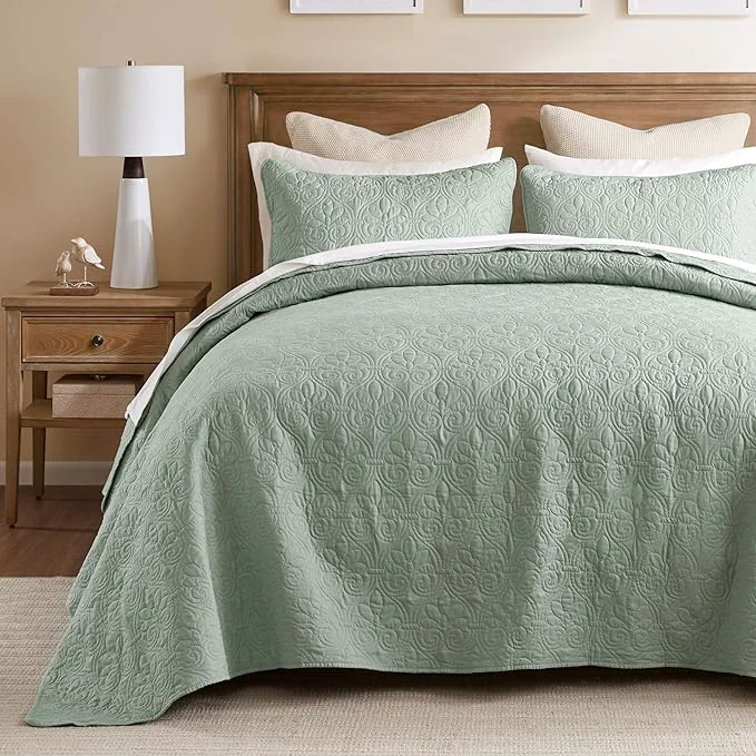 Functional Madison Park Quebec King Size Quilt Bedding Set – Seafoam Damask – 3 Piece Bedding Quilt Coverlets – Ultra Soft Microfiber Bed Quilts Quilted Coverlet Premium Material