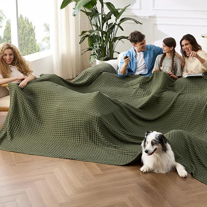 High-Quality Bedsure Cooling Cotton Waffle Oversized King Blanket – Lightweight Breathable Rayon Derived from Bamboo for Hot Sleepers Luxury Throws for Bed and Sofa Olive Green 120×96 Inches Elegant