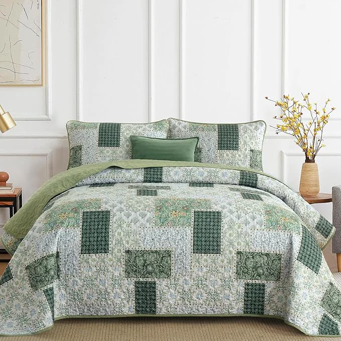 Specialty Xruibed Patchwork Quilt Set Queen Size 3 Pieces Green Floral Plaid Bedspread Comfortable