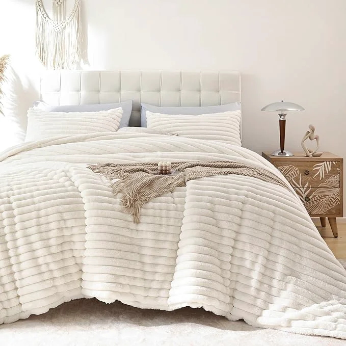 Outstanding Smoofy Fluffy King Size Comforter Set 3 Pieces Reusable