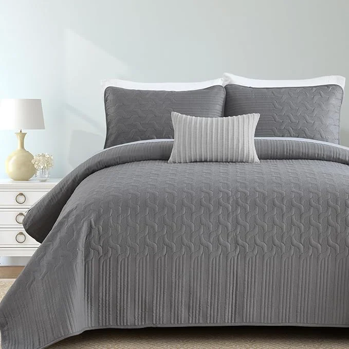 Next-Generation Yiran Grey Quilt Set Queen Size Lightweight Bedspread Ultrasonic Wave Pattern Detailed