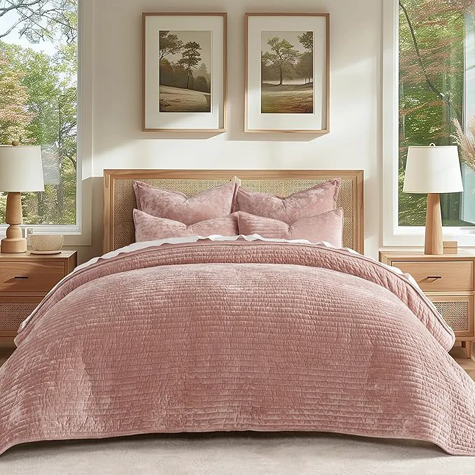 Long-Lasting EVERGRACE Velvet Quilt Set King Size Luxurious Soft Striped Channel Bedding Set Solid