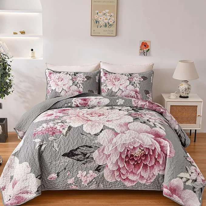 Environmentally Friendly WONGS BEDDING Floral Quilt Set King 3 Pieces Reversible Elegant Pink Flower Green
