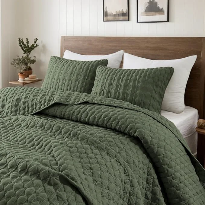 Comfortable WDCOZY Olive Green Twin Size Quilt Bedding Set Recyclable