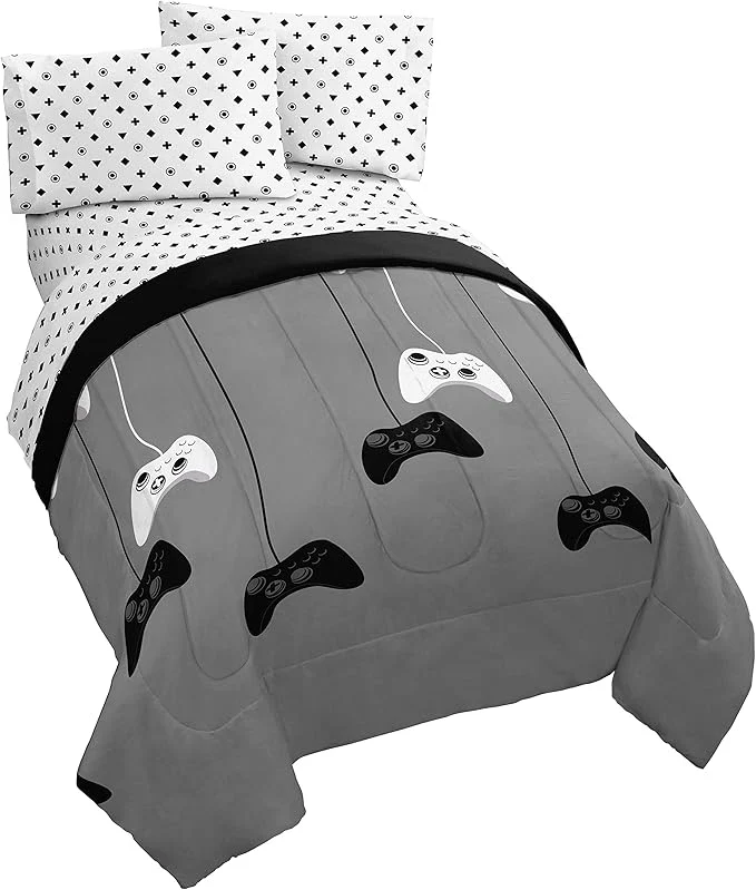 Expertly Made Jay Franco Game On 5 Piece Full Bed Set – Includes Reversible Comforter amp Sheet Set – Bedding Features Video Game Contoller – Super Soft Fade Resistant Microfiber Casual