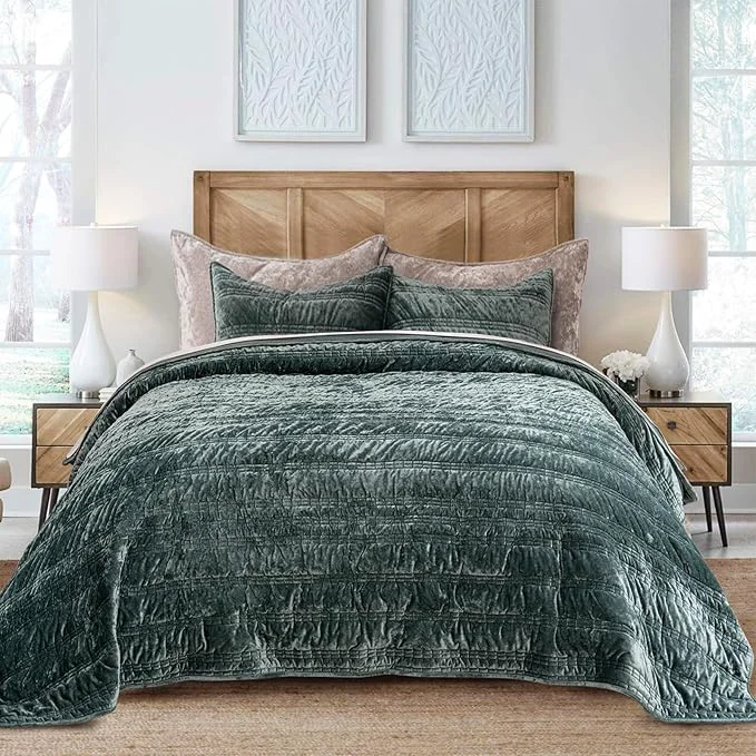 Dependable EVERGRACE Luxury Ruched Velvet Quilt King Size Ultra Soft Bedspread Coverlet Set Lightweight Velvet Comforter Quilted Bedding Cover with 2 Matching Shams for All Season Dark Green Fashionable