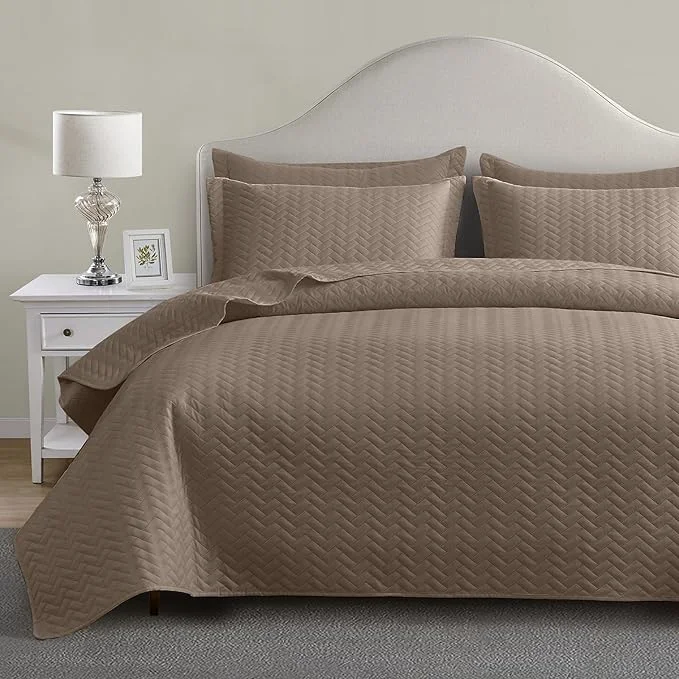 Practical Maple amp Stone Quilt Set Oversized King Size 128 quot x120 quot Lightweight Brown Bedspread Ultrasonic Chevron Pattern Light Coverlet for All Season Comforter Bedding Decor – 3 Piece Bed Cover Sets Elegant