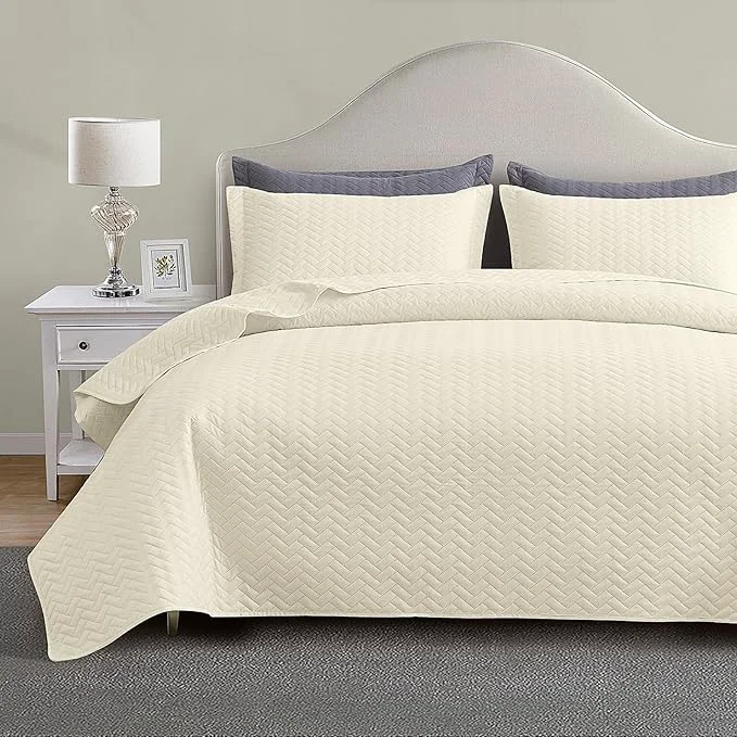 Comfortable Maple amp Stone Quilt Set Twin Twin XL Lightweight Off-White Bedspread Ultrasonic Chevron Pattern Light Coverlet for All Season Comforter Bedding Decor – 2 Piece Twin Extra Long Bed Cover Sets