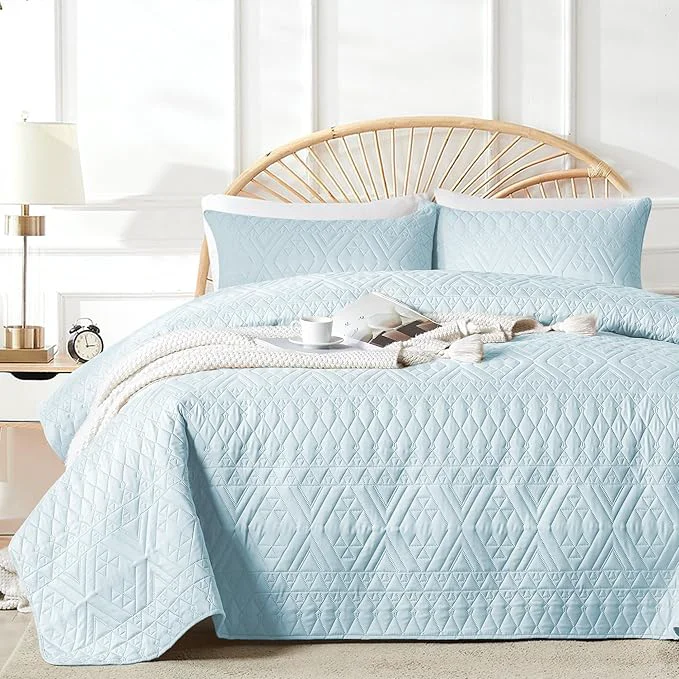 Smooth akkialla Twin Size Quilt Bedding Set Sky Blue Lightweight Microfiber Soft Bedspreads Modern Style Geoetric Pattern Coverlet Set for All Seasons 2 Piece 1 Quilt 1Pillow Sham Breathable
