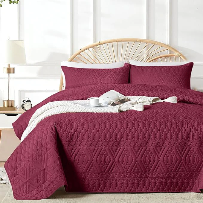 Safe akkialla Twin Quilt Set Burgundy Lightweight Microfiber Bedspread Coverlet Boho Geometric Pattern Soft All-Season Bedding 2-Piece 1 Quilt 1 Pillow Sham Breathable fabric Modern style Organic