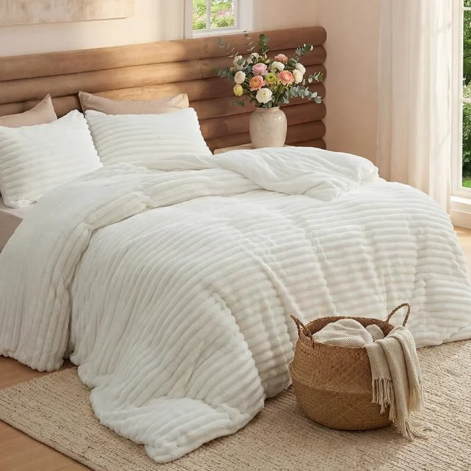 Environmentally Friendly Bedsure Twin Twin XL Size Comforter – GentleSoft™ 2 Pieces Double-Side Fleece Fluffy White Comforter Set Cozy Striped Room Decor Aesthetic Luxury Twin Bedding Sets 1 Pillowcase 68×88 Inches Professional