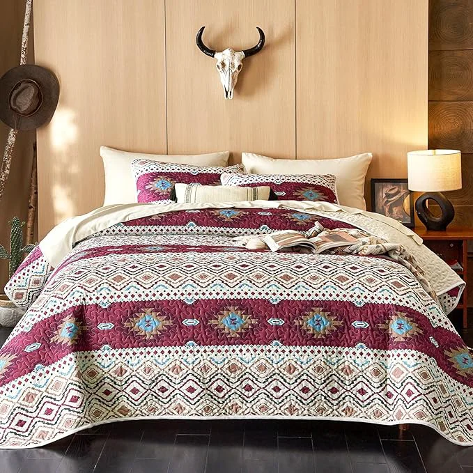 Sophisticated Wake In Cloud – Western Quilt Set Southwestern Aztec Country Style with Rustic Ranch Vibe Reversible Lightweight Bedspread Coverlet 3 Pieces Beige Burgundy Queen Full Size Comfortable