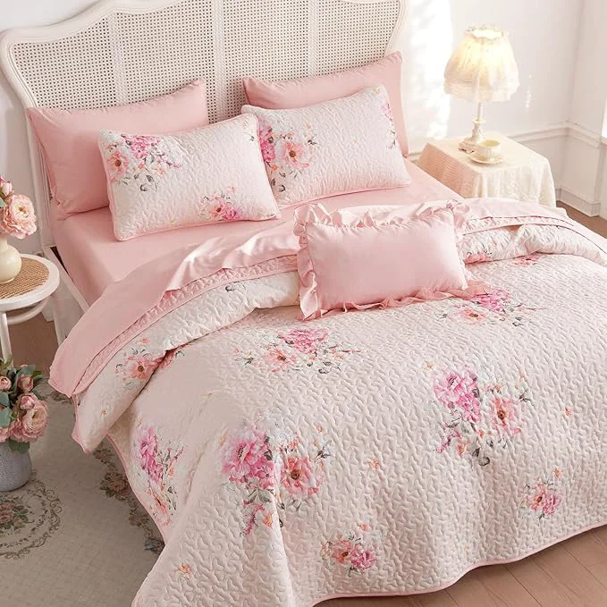 Crafted Wake In Cloud – Shabby Chic Quilt Set Floral Coquette Cottagecore Farmhouse Vintage Flowers for Women Teen Girls Reversible Lightweight Bedspread Coverlet 3 Pieces Light Pink Queen Full Size Easy-to-Use