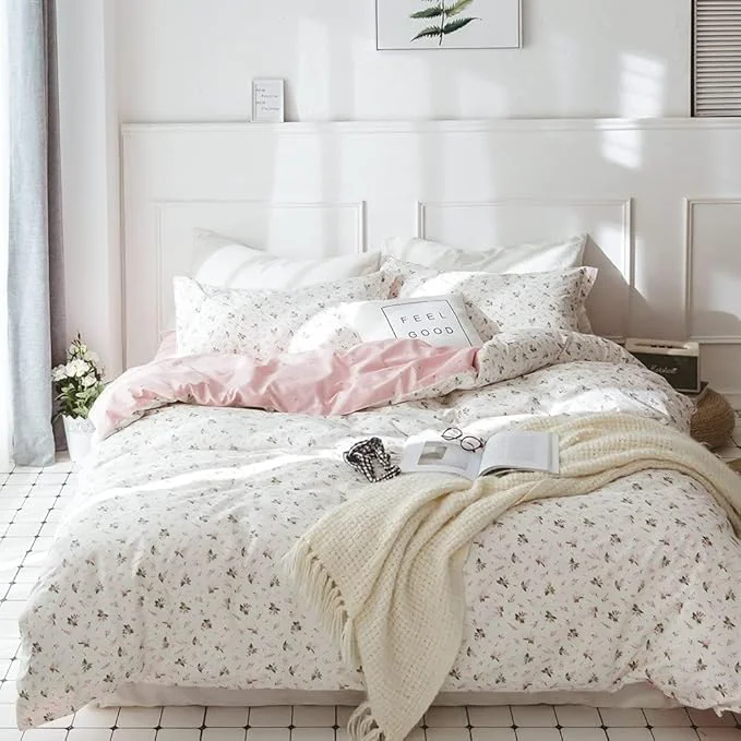Modern Floral Comforter Set Queen Soft Bedding Comforter Set 3 Pieces Garden Style Pink Flower Print Botanical Flowers Comforter Set for All Seasons 1 Comforter and 2 Pillowcases Floral Queen Relaxed