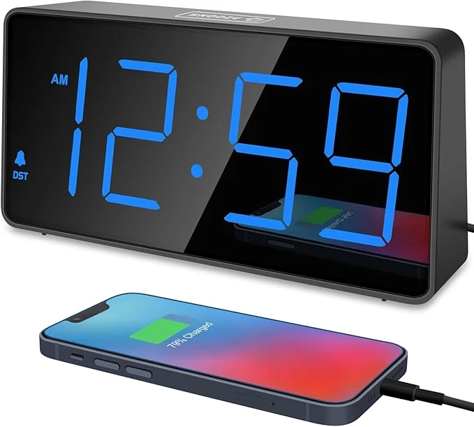 Fashionable Peakeep Digital Alarm Clock for Bedroom Bedside Loud Alarm Clock for Heavy Organic