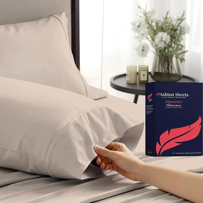 World-Class Egyptian Cotton Pillow Cases Standard Queen Size Set of 2 Fine