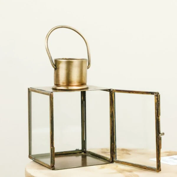 Classic PD Home and Garden Brass Lantern 4.72 Innovative
