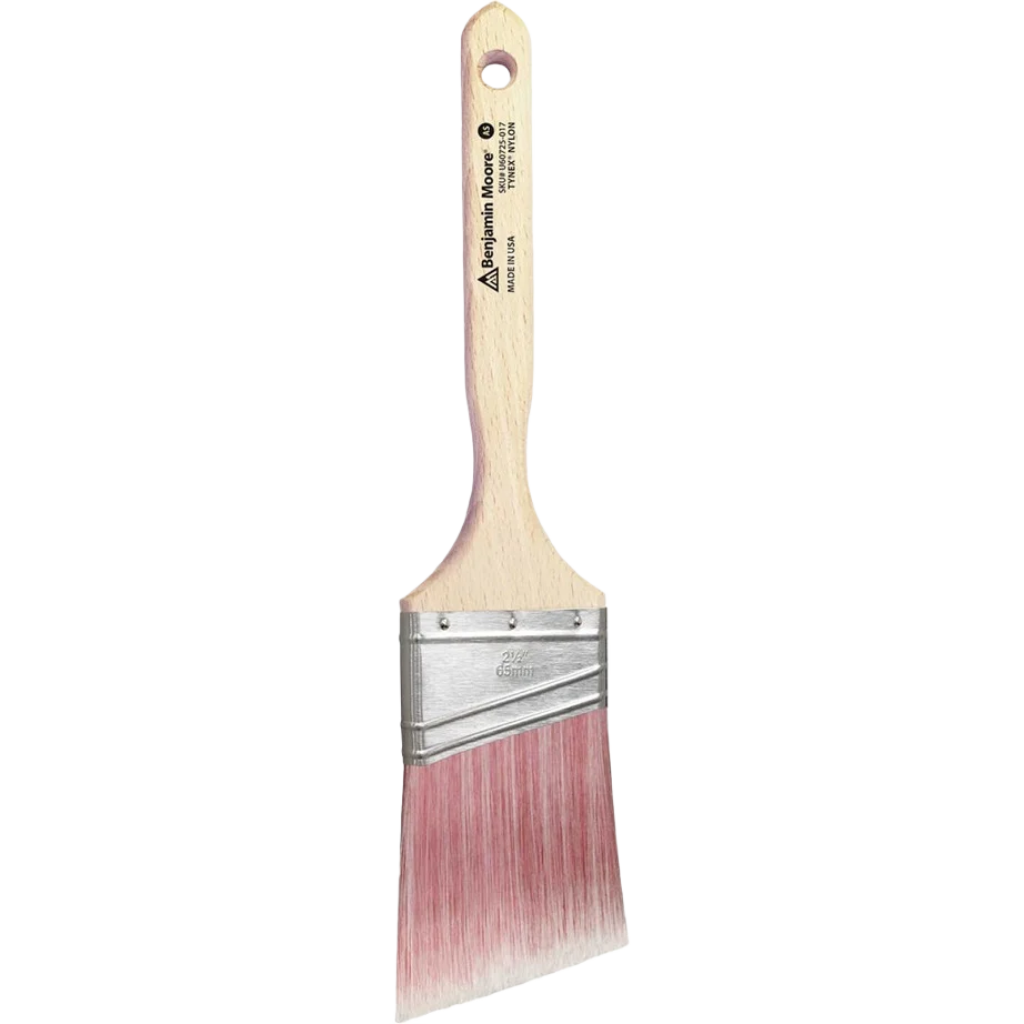 Traditional Benjamin Moore 2.5-In. Soft Blend Tynex Nylon Angle-Sash Paint Brush Advanced