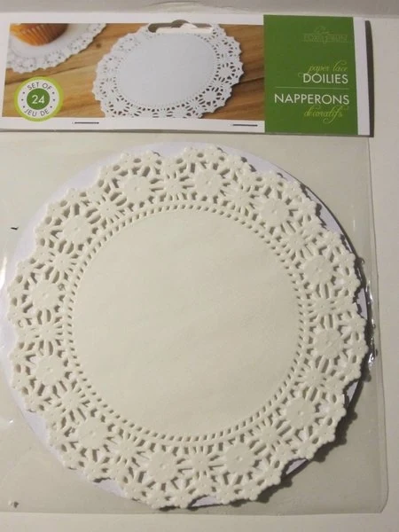Elite Fox Run Paper Lace Doilies 8 in. Minimalist