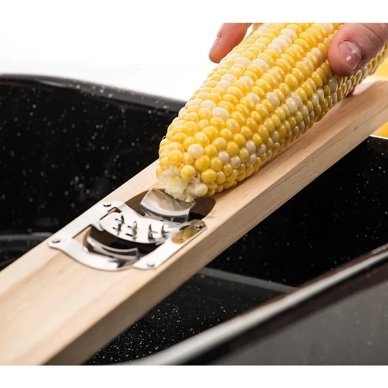 Fast Old-Style Wooden Corn Cutter Environmentally Friendly