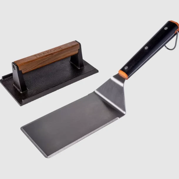 First-Class Traeger Flat Top Burger Kit Fine Crafted