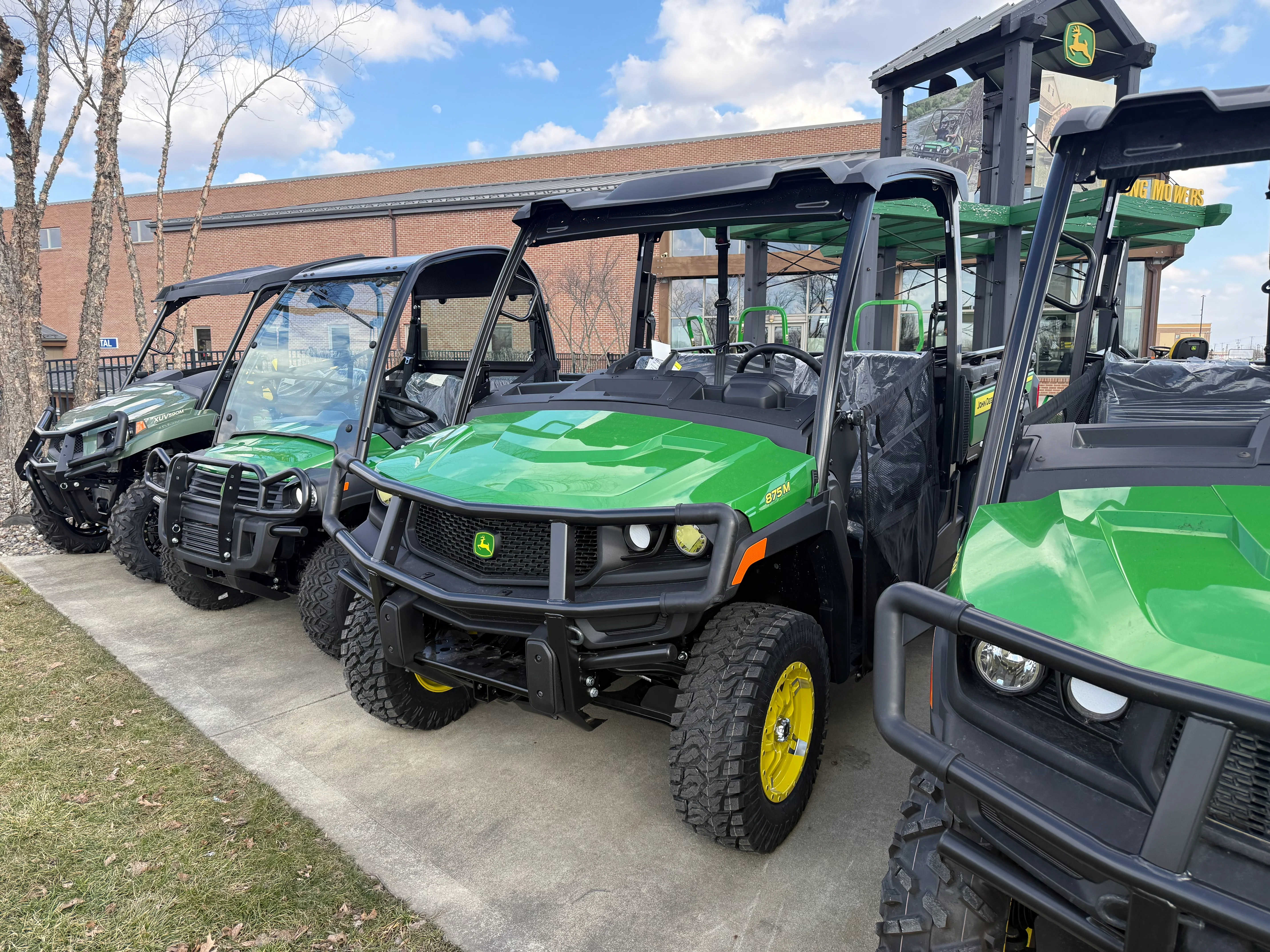Optimized John Deere JD722216 Custom XUV 875M Diesel Crossover Utility Vehicle Environmentally Friendly