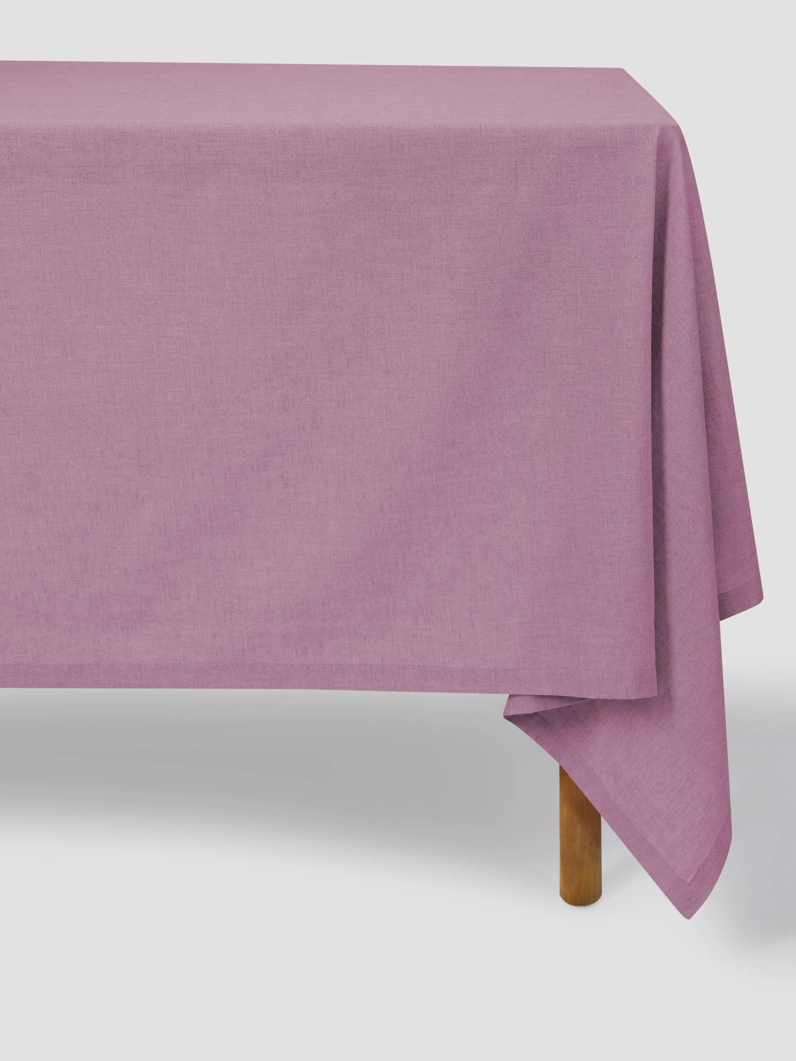 Recyclable Raspberry Linen Tablecloth Efficient