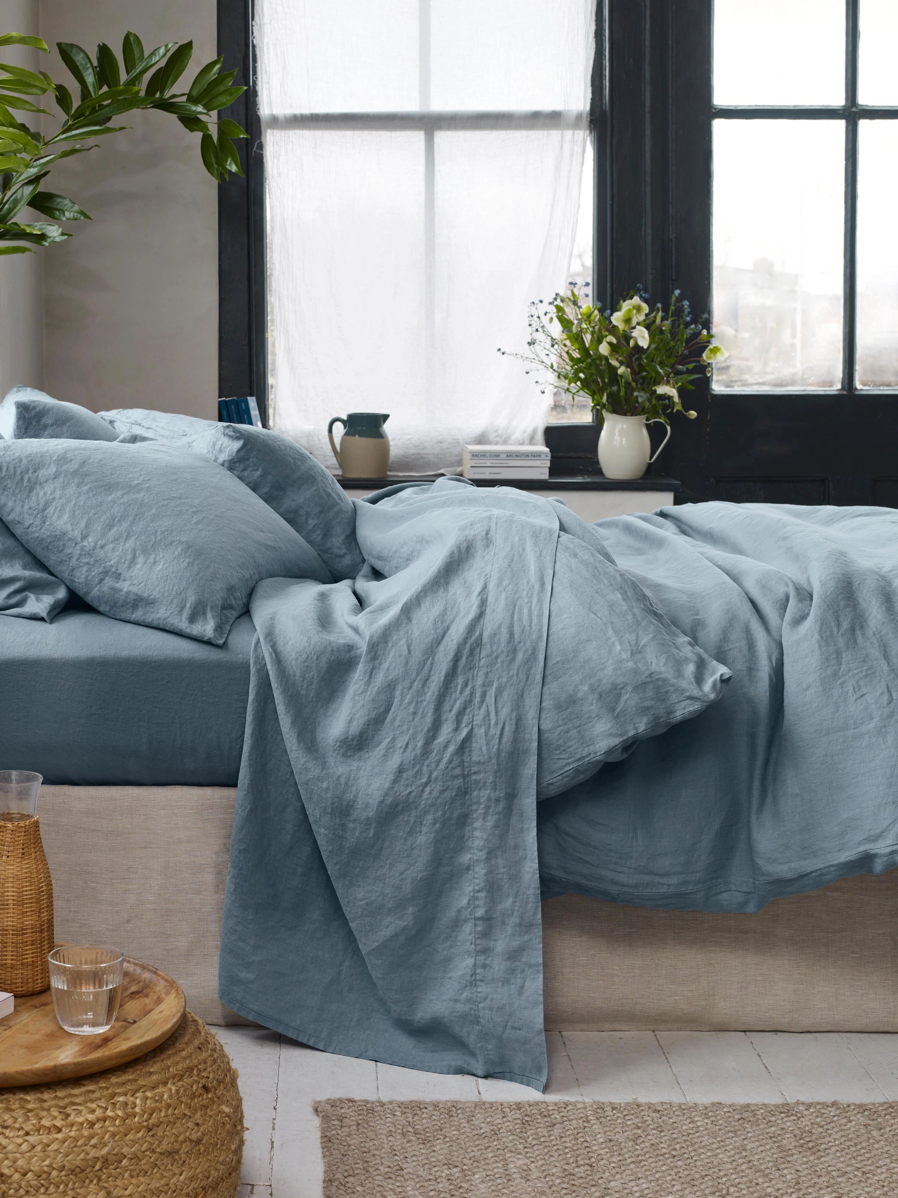 Elegant Dusk Blue Linen Flat Sheet High-Grade