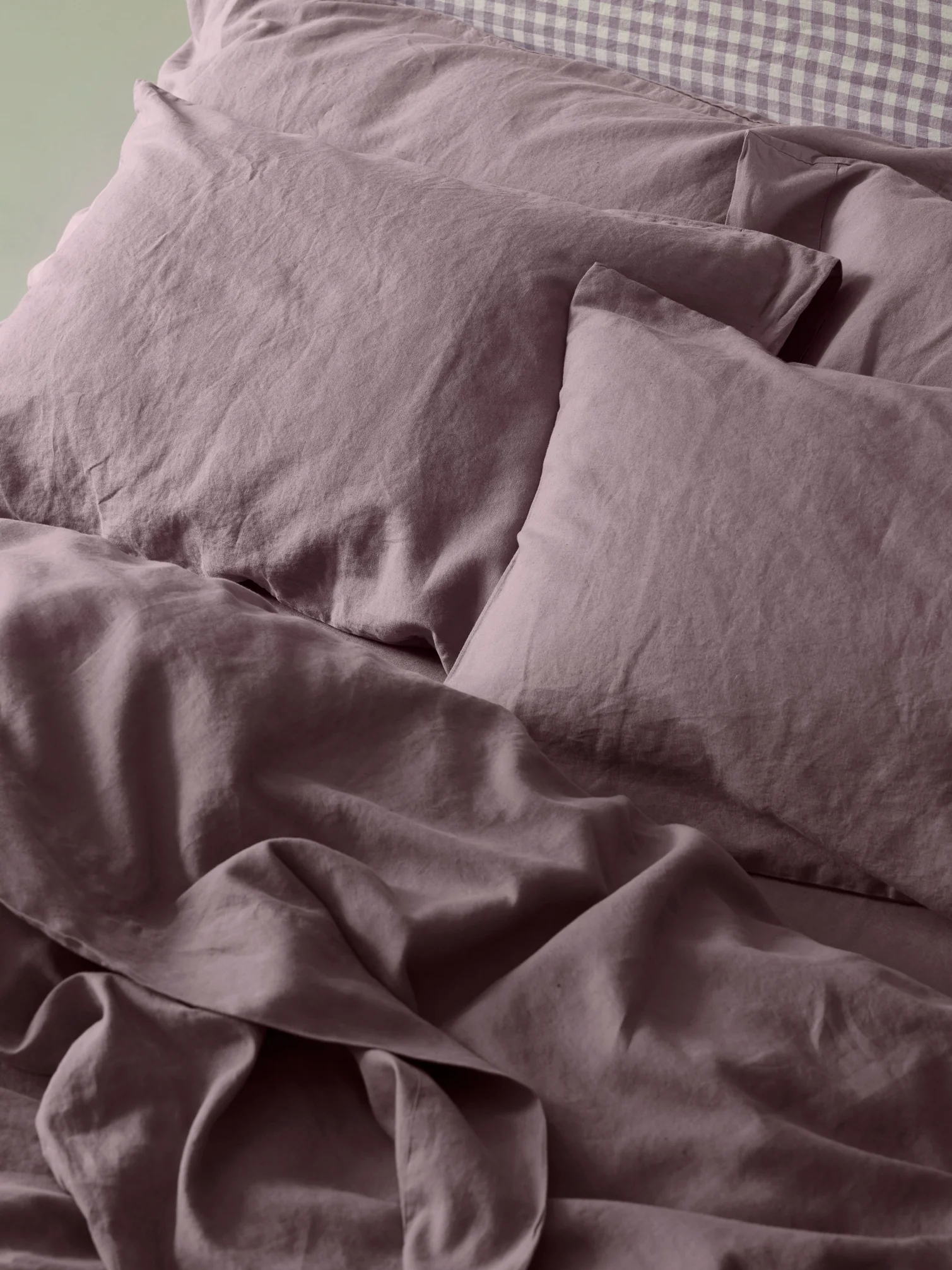 User-Friendly Elderberry Linen Pillowcases Pair Top-Quality