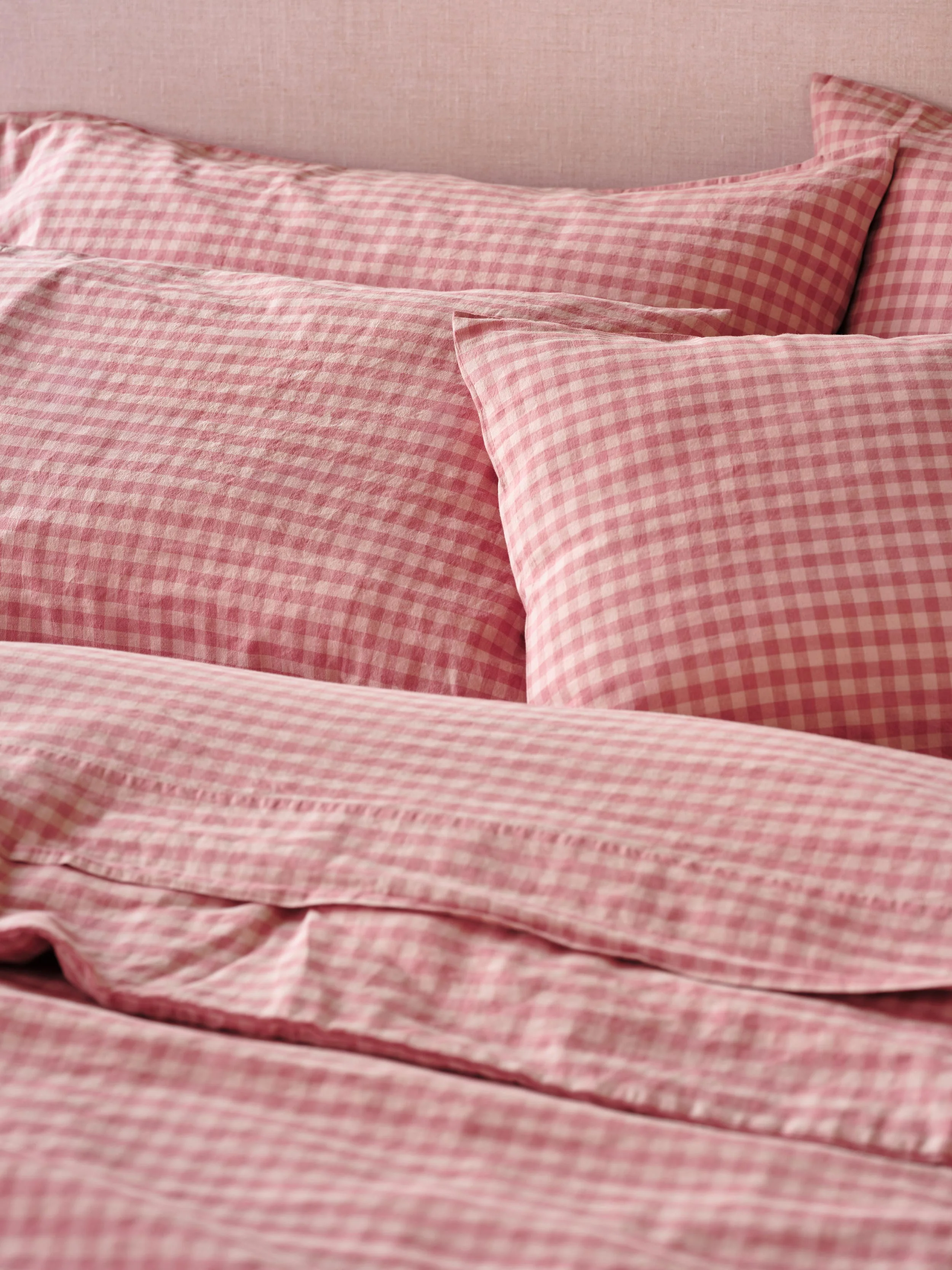Premium Material Dusty Pink Rose Colour Drenched Gingham Linen Blend Pillowcases Pair Convenient