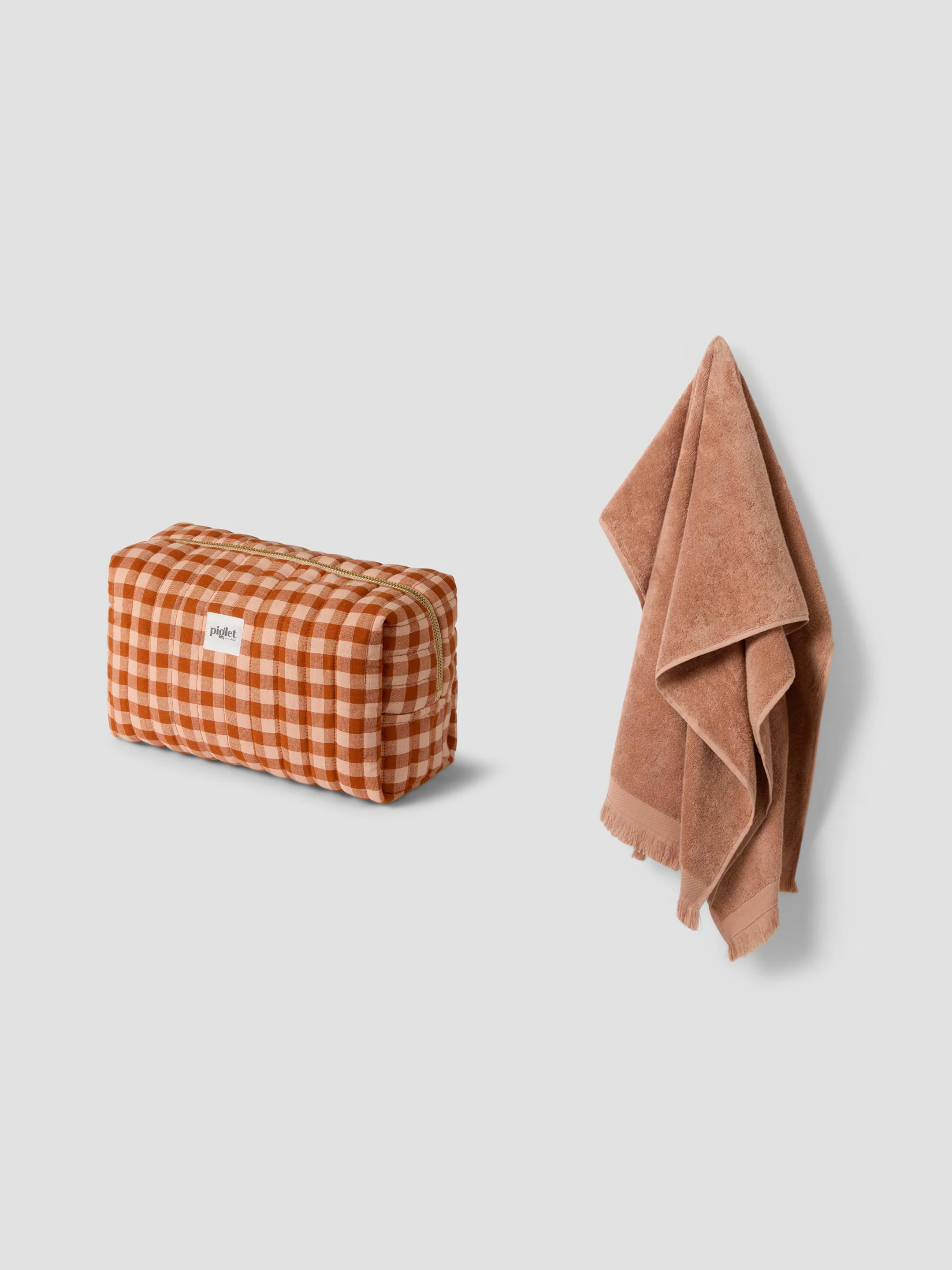 Quality Cinnamon Peach Gingham Wash Bag Sand Shell Towels Bundle Top-Quality