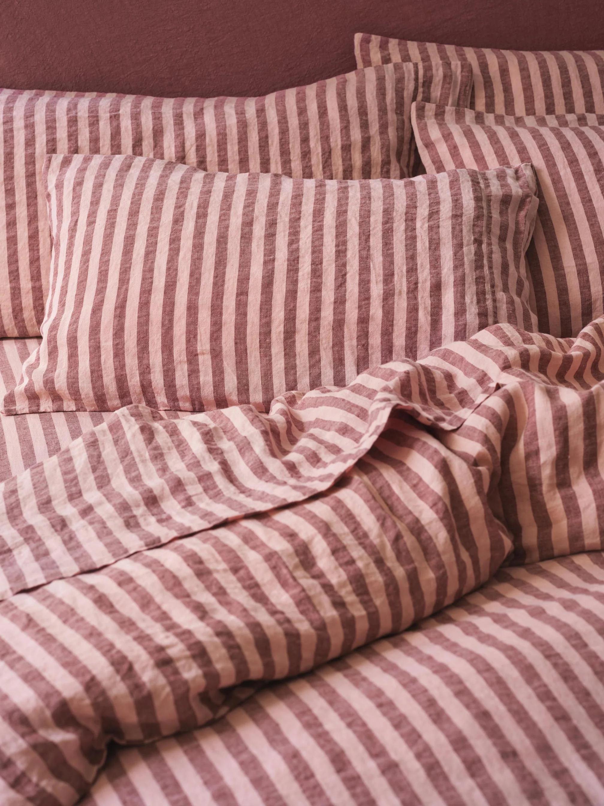 Flexible Rhubarb Rose Pembroke Stripe Linen Pillowcases Pair High-Grade