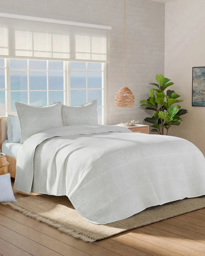 Quality Tideline Coverlet Quilt Crafted