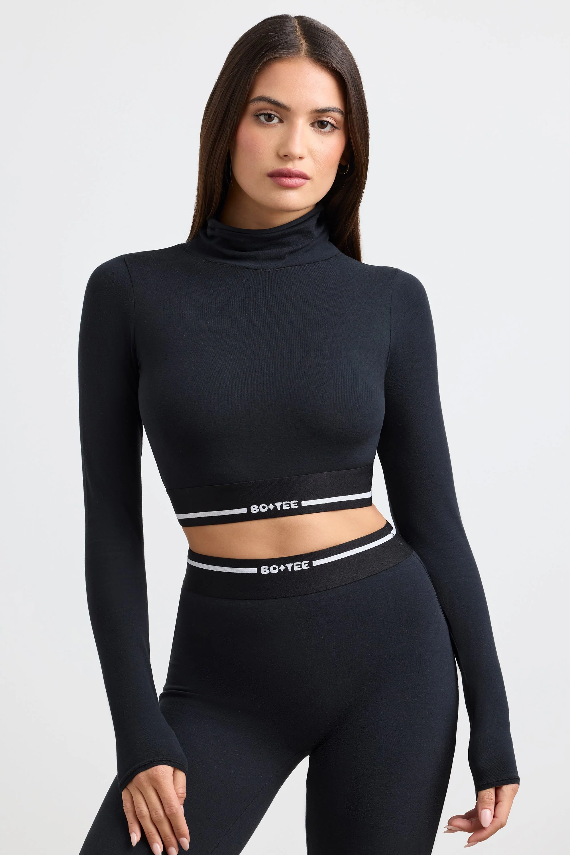 High-Quality Backless Turtleneck Long-Sleeve Crop Top in Black Reusable