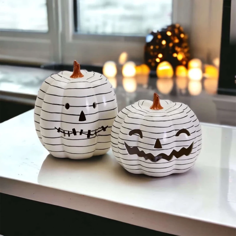 Elite LED B W Pumpkin Genuine