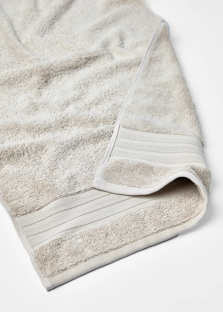 Breathable Foxford Luxury Cotton Bath Towel – Nacre Fast