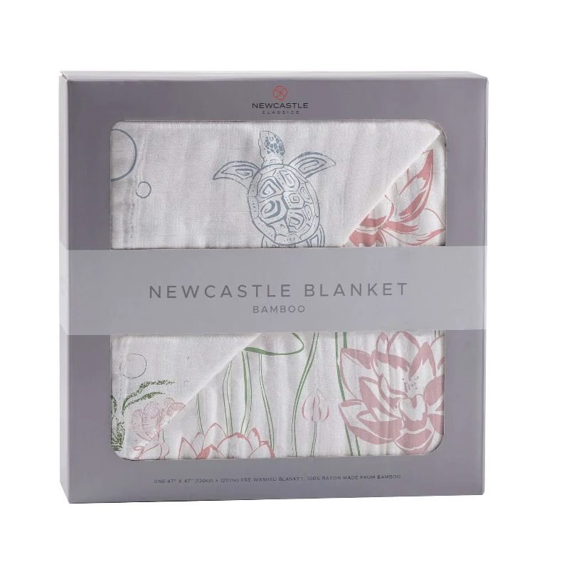Professional Bamboo Turtles Lily Blanket Crafted