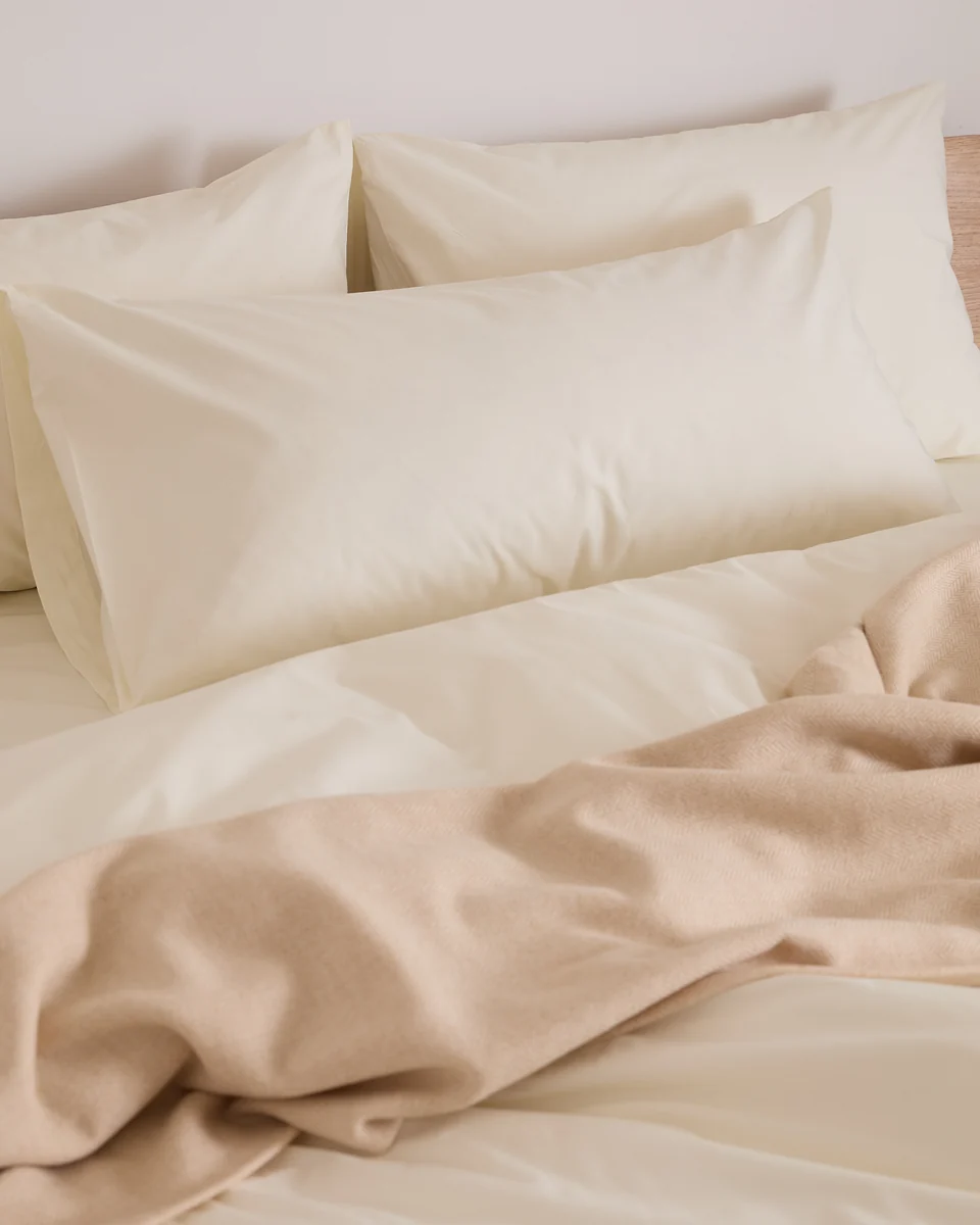 Fast Foxford King Size Pillowcase Pair- Evelyn Buttermilk Superior
