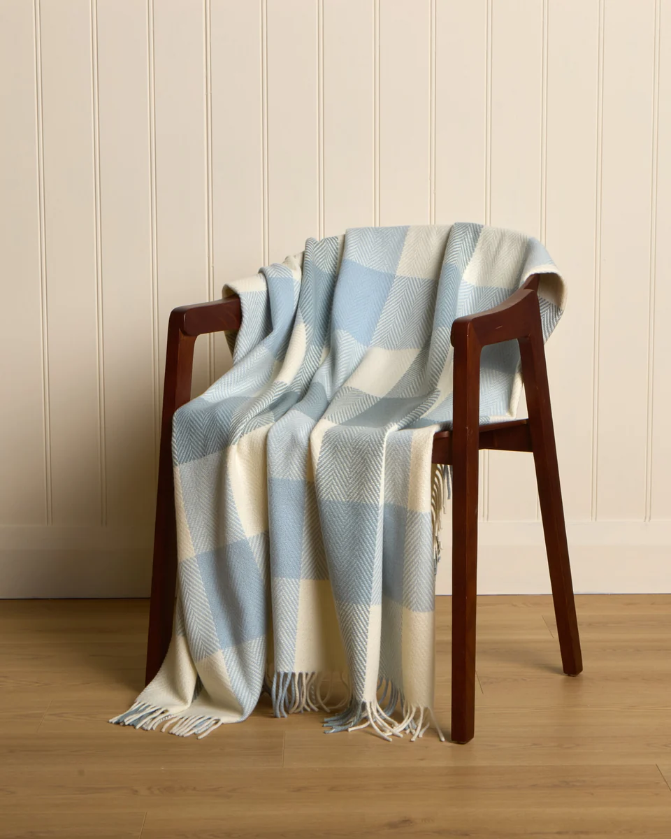 Reusable Foxford Noah Cashmere and Lambswool Throw Consistent