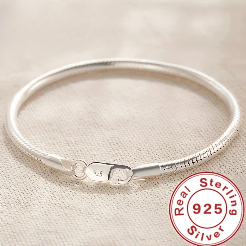 Smooth Silver-Tone Textured Bracelet – Slim Polished Wrist Chain Bracelet Versatile