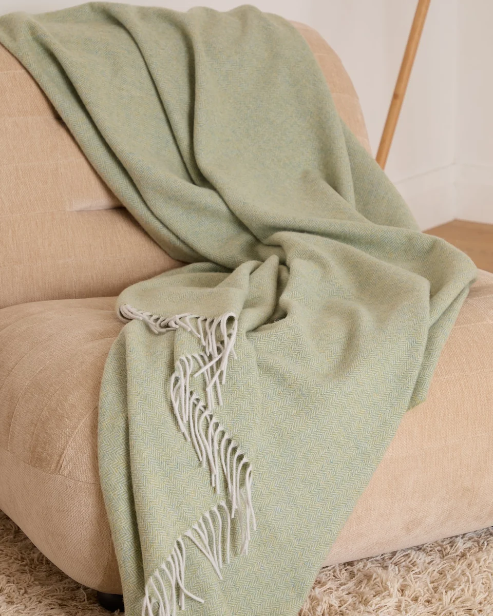 Fine Crafted Foxford Dingle Lambswool Throw Smooth