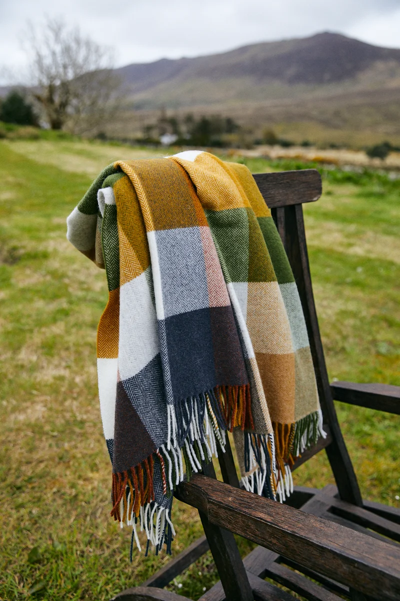Specialty Foxford Ardagh Lambswool Throw Expertly Made
