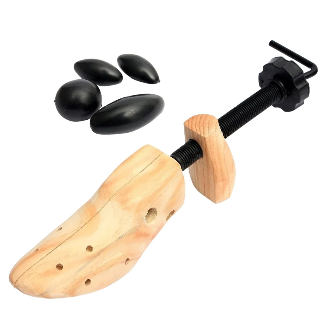 Innovative Camilla ajustable para zapatos de madera de cedro 1 pieza Modern