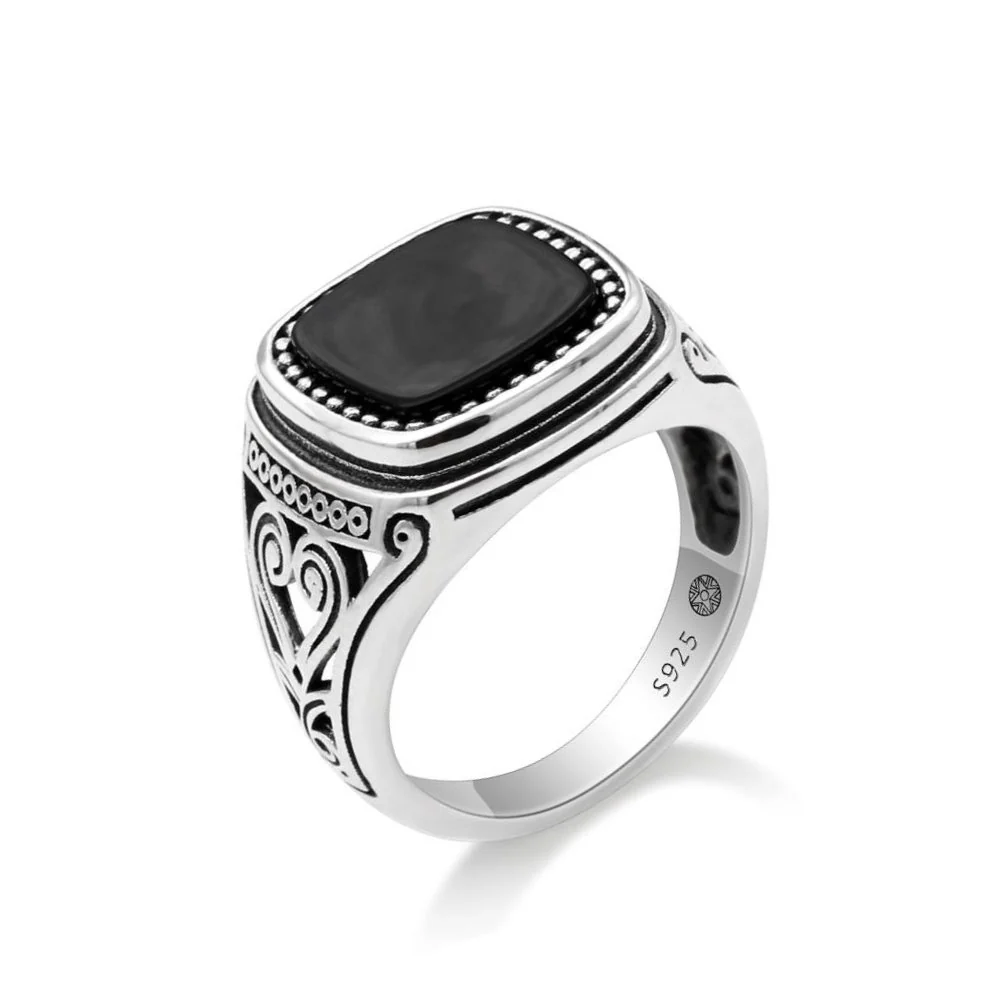 Soft Magnus 925 Sterling Silver Signet Ring Convenient