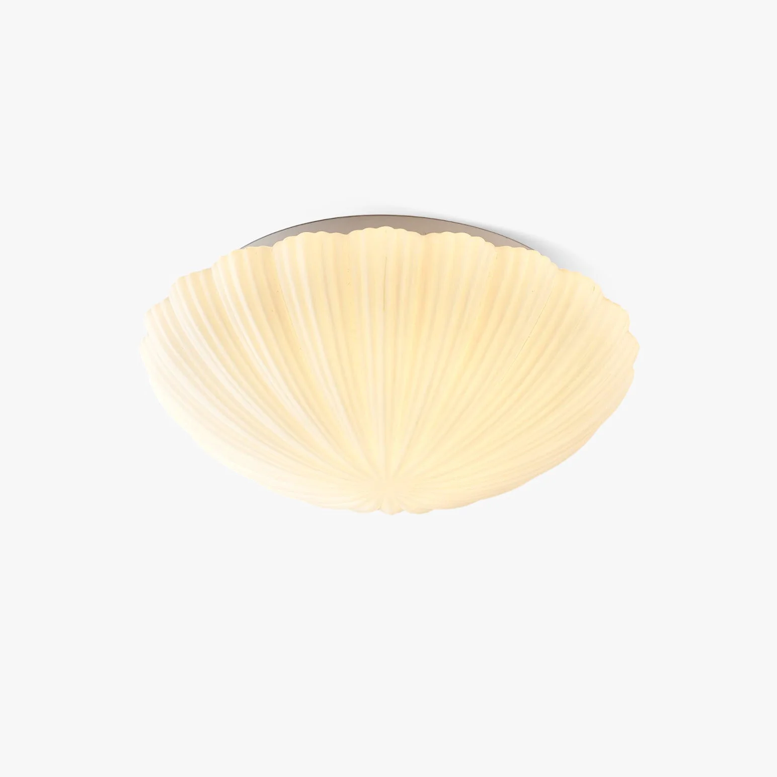 First-Class Devan Seashell Ceiling Lamp Natural