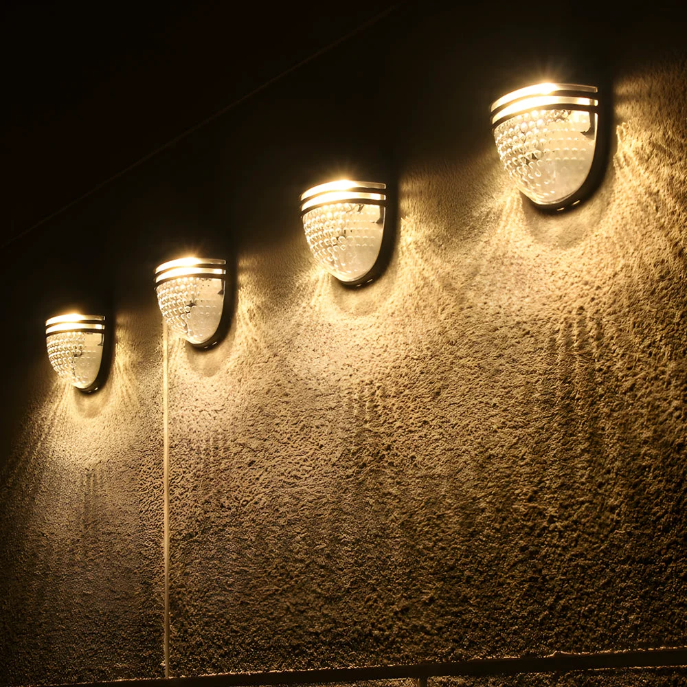 Lightweight Modern Solar-Powered Black Wall Fence Lights 4-Pack Trendy