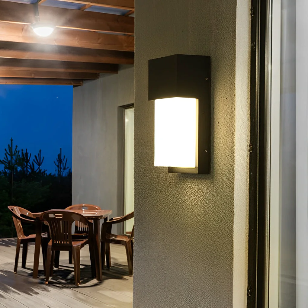 Convenient Rectangular Waterproof LED 10W Black Modern Outdoor Wall Light Fixture Safe