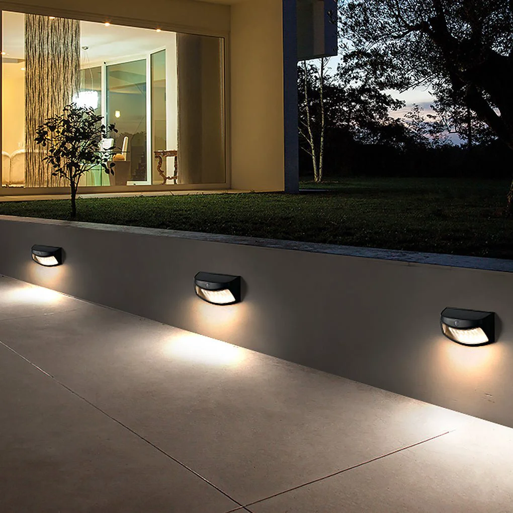 Fine Intelligent Light Control Human Motion Sensor Solar Outdoor LED Wall Light Smooth