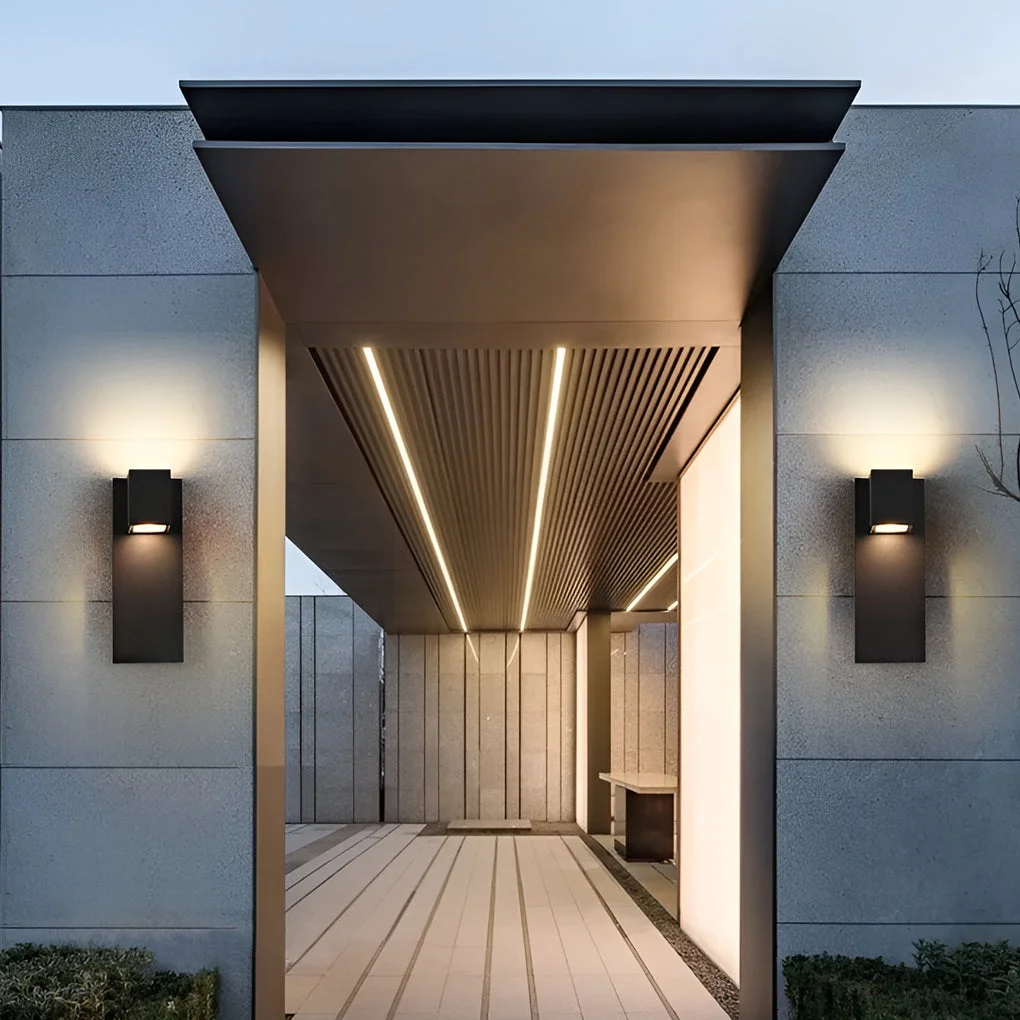 Solid Square Waterproof LED Up and Down Lights Modern Outdoor Wall Lamp Wall Sconce Lighting Secure