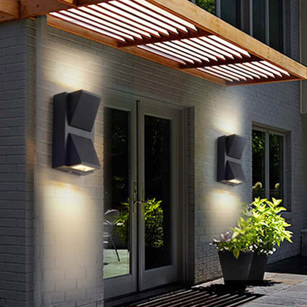 Stylish Waterproof LED Up And Down Lighting Black Modern Outdoor Wall Lights Recyclable